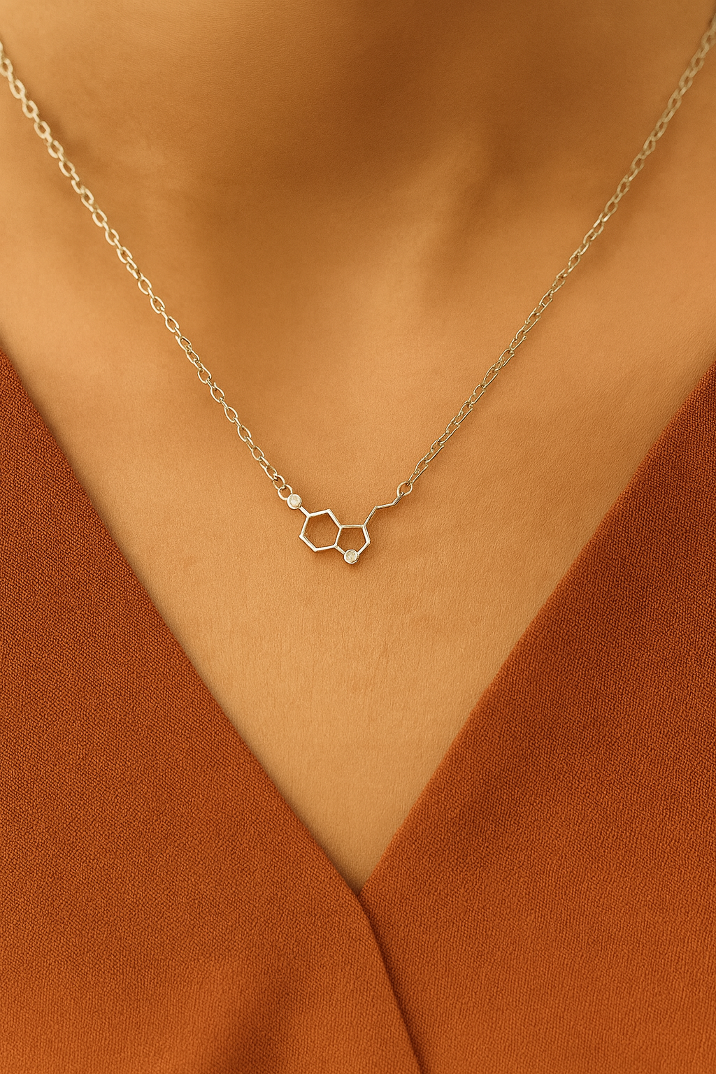 Elegant silver geometric design